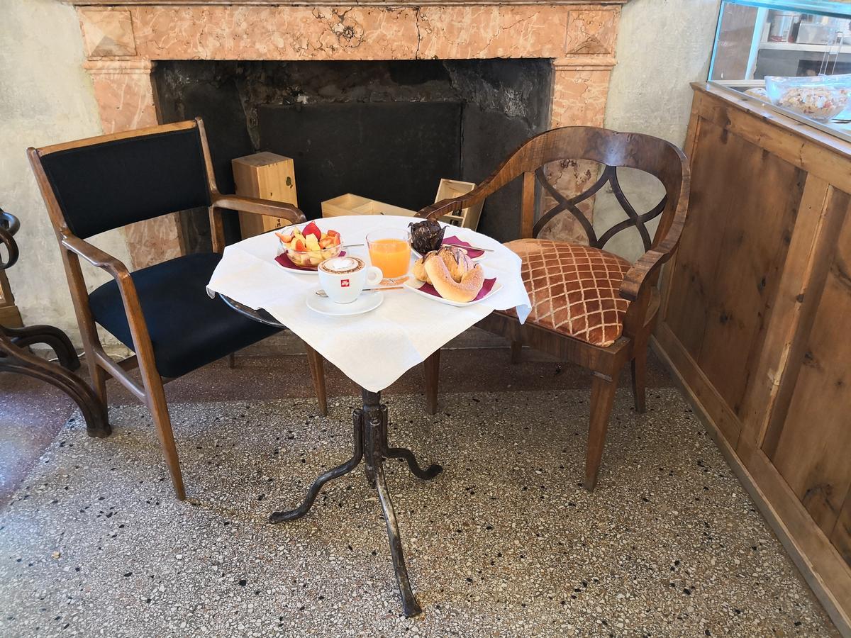 فندق Torrione ترينتو المظهر الخارجي الصورة